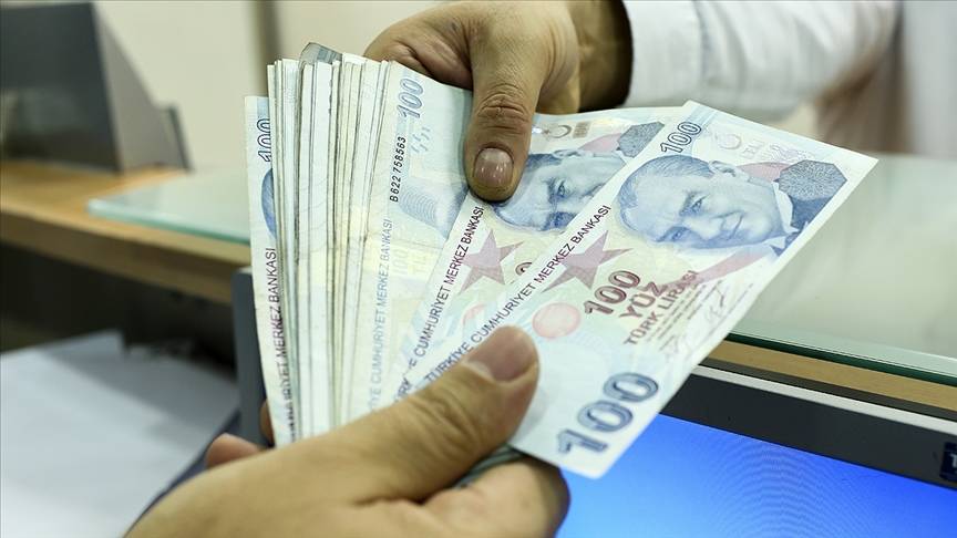 SSK ve Bağ-Kur emeklilerin 2024 zamlı maaş tablosu netleşti. 7 bin 500 lira maaş alanların yeni zamlı aylıkları ortaya çıktı 7